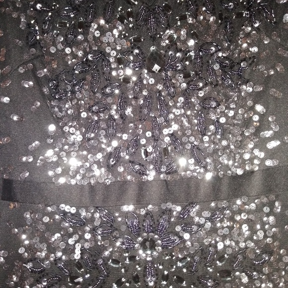 Dress - Picture 3 of 7